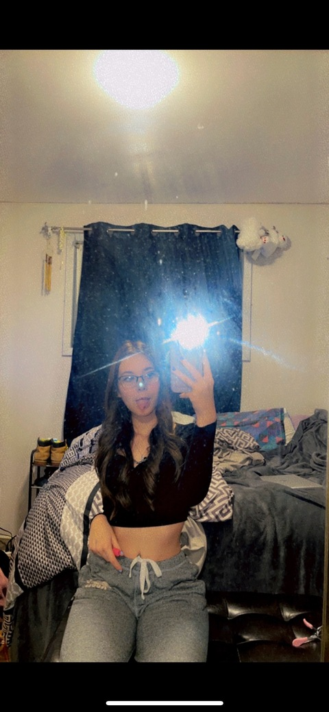 Header of ariannaroberts