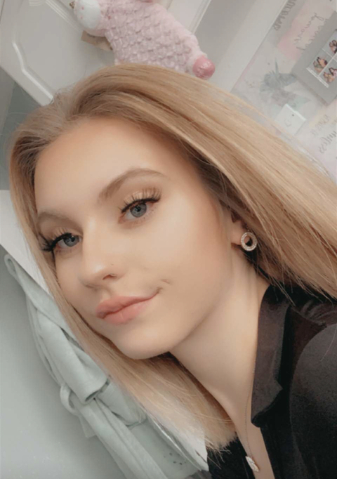 Header of queenjade